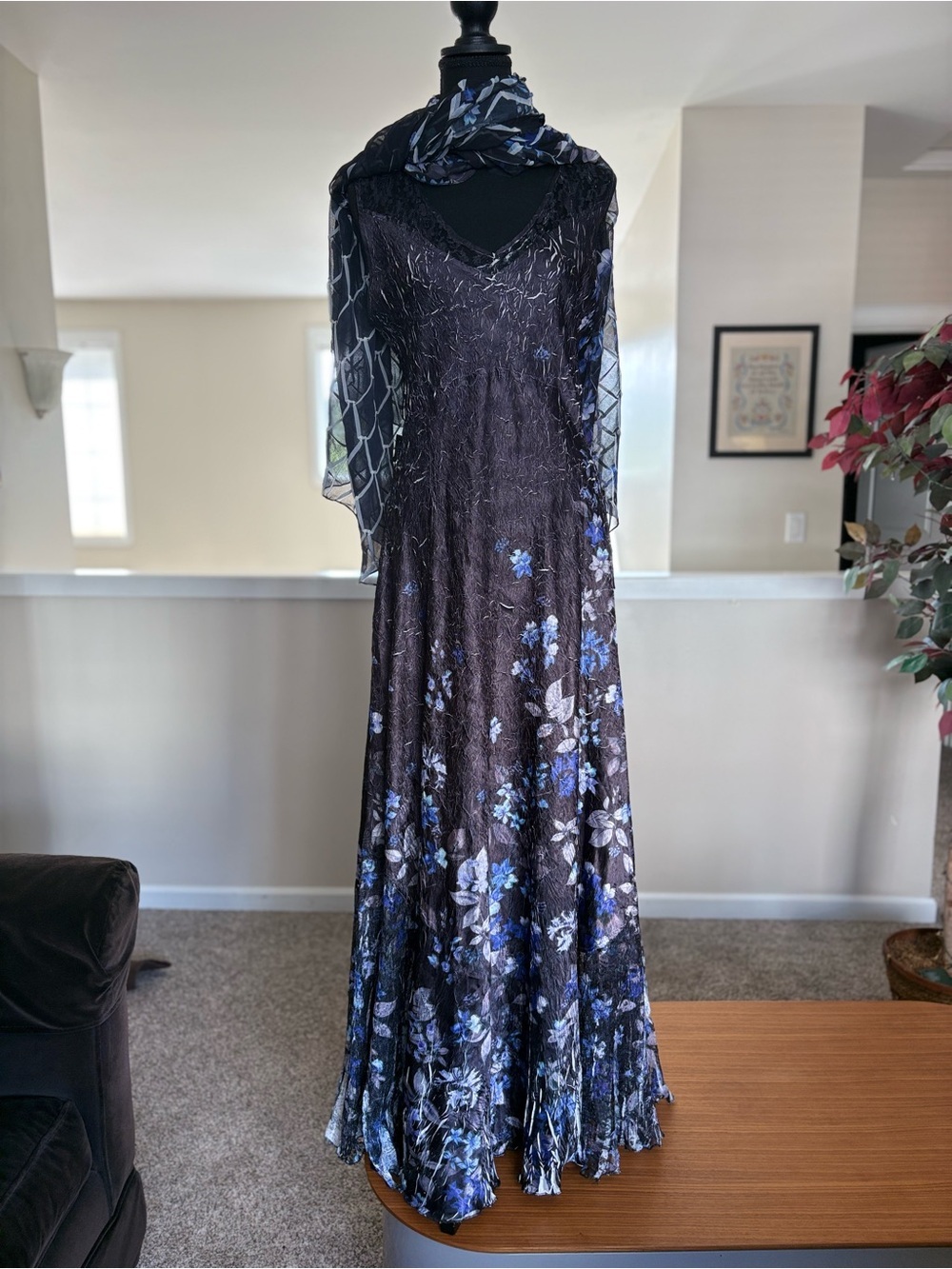 Komarov V-Neck Sleeveless Maxi Formal w Floral Print Sheer Scarf Stretchy